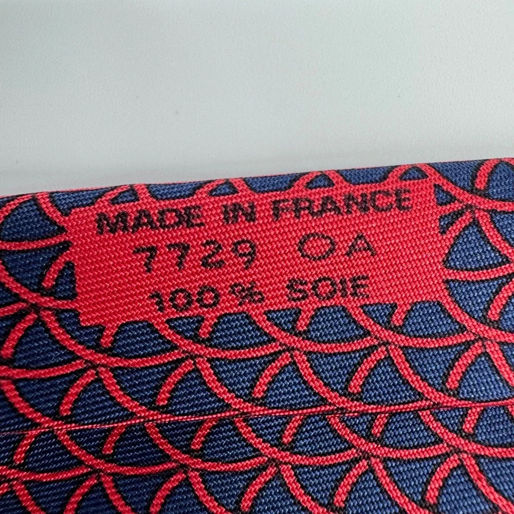 Hermes Paris Mens Silk Tie Navy Blue Red Geometric Scale Pattern 7729 OA France